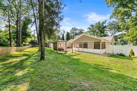 Tiny photo for 116 Buena Vista Drive DR, Ashland, KY 41102 (MLS # 60972)
