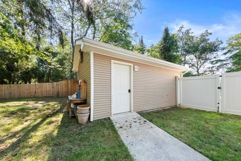Tiny photo for 116 Buena Vista Drive DR, Ashland, KY 41102 (MLS # 60972)