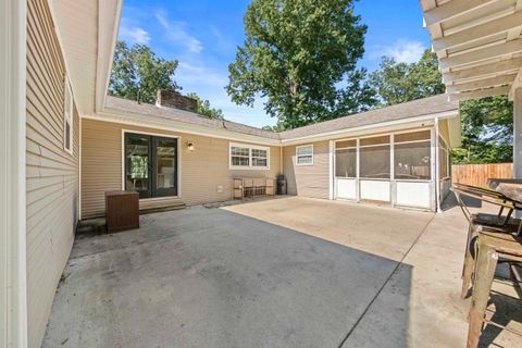 Tiny photo for 116 Buena Vista Drive DR, Ashland, KY 41102 (MLS # 60972)