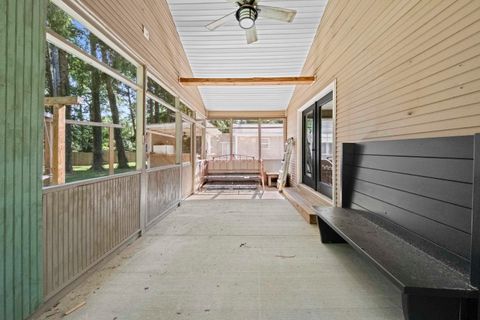 Tiny photo for 116 Buena Vista Drive DR, Ashland, KY 41102 (MLS # 60972)