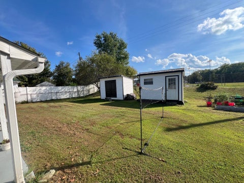 Tiny photo for 531 Hillview Street ST, Grayson, KY 41143 (MLS # 61247)
