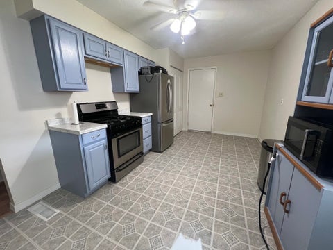 Tiny photo for 531 Hillview Street ST, Grayson, KY 41143 (MLS # 61247)