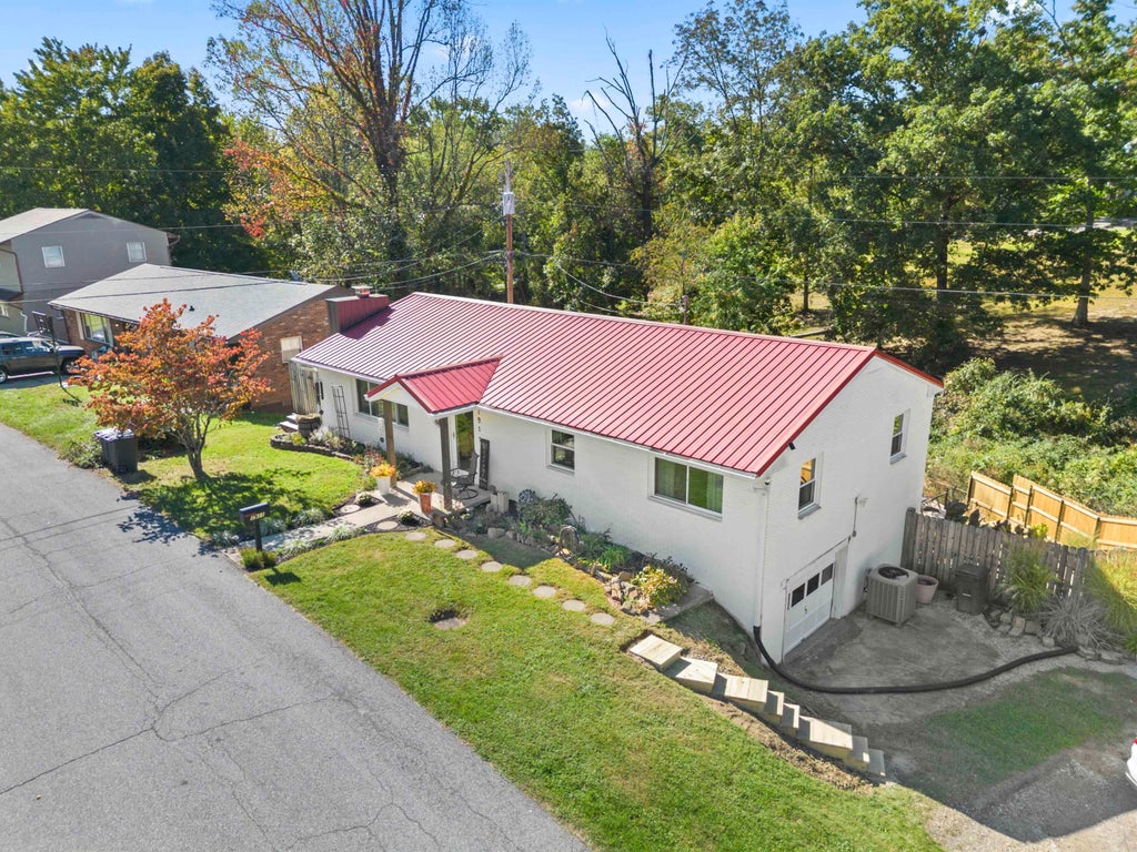 Photo of 1911 Court Street, Flatwoods, KY 41139 (MLS # 61387)
