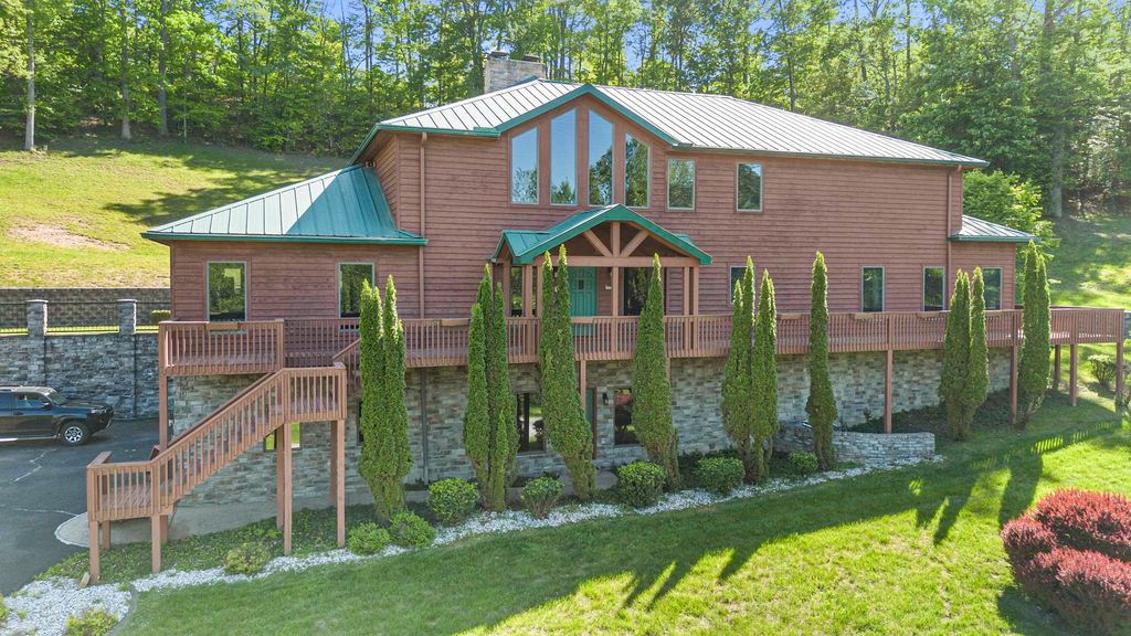 Photo of 2860 Oakwood Court, Flatwoods, KY 41139 (MLS # 58761)