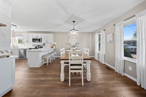 Tiny photo for 961 McCloud Drive Dr, Worthington, KY 41183 (MLS # 60483)