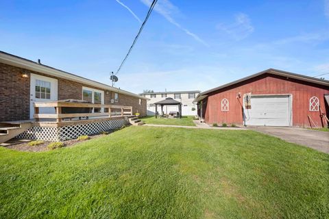Tiny photo for 961 McCloud Drive Dr, Worthington, KY 41183 (MLS # 60483)