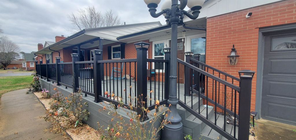 Photo of 440 Greenup Avenue Ave, Raceland, KY 41169 (MLS # 59914)