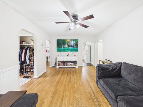 Tiny photo for 814 18th St ST, Ashland, KY 41101 (MLS # 61468)