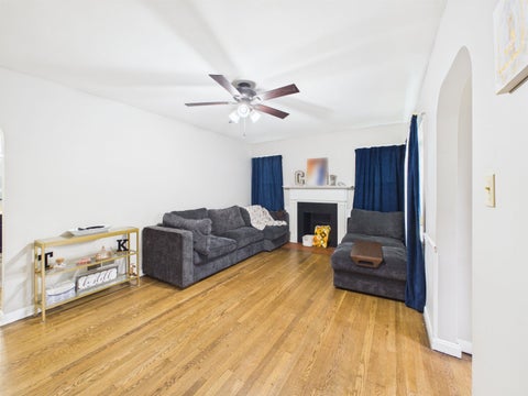 Tiny photo for 814 18th St ST, Ashland, KY 41101 (MLS # 61468)