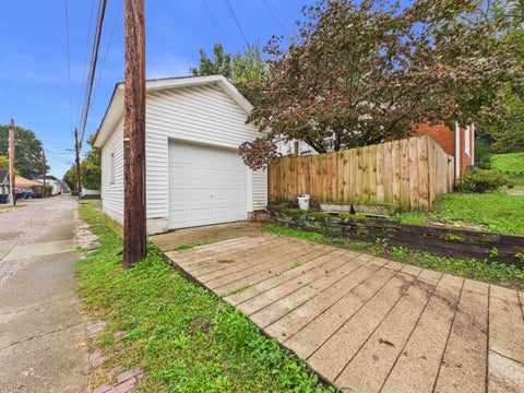 Tiny photo for 814 18th St ST, Ashland, KY 41101 (MLS # 61468)