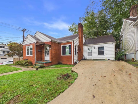 Tiny photo for 814 18th St ST, Ashland, KY 41101 (MLS # 61468)