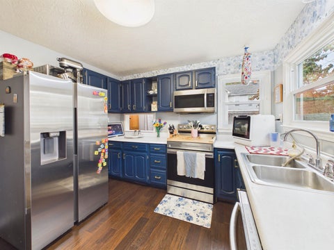 Tiny photo for 814 18th St ST, Ashland, KY 41101 (MLS # 61468)