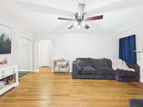 Tiny photo for 814 18th St ST, Ashland, KY 41101 (MLS # 61468)