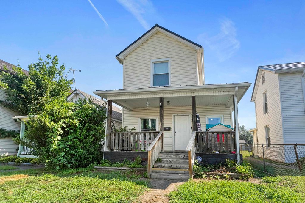 Photo of 2829 Carter Avenue, Ashland, KY 41101 (MLS # 60157)