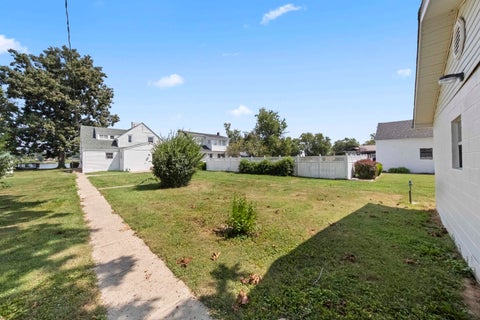 Tiny photo for 704 Waterfront St, Greenup, KY 41144 (MLS # 61223)