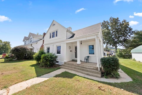Tiny photo for 704 Waterfront St, Greenup, KY 41144 (MLS # 61223)
