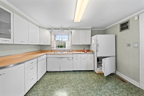 Tiny photo for 704 Waterfront St, Greenup, KY 41144 (MLS # 61223)