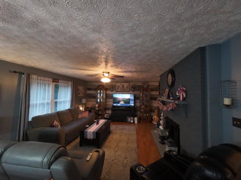 Tiny photo for 7234 Edgewood Drive, Ashland, KY 41102 (MLS # 61233)