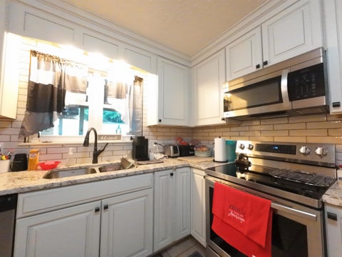 Tiny photo for 7234 Edgewood Drive, Ashland, KY 41102 (MLS # 61233)