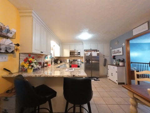Tiny photo for 7234 Edgewood Drive, Ashland, KY 41102 (MLS # 61233)