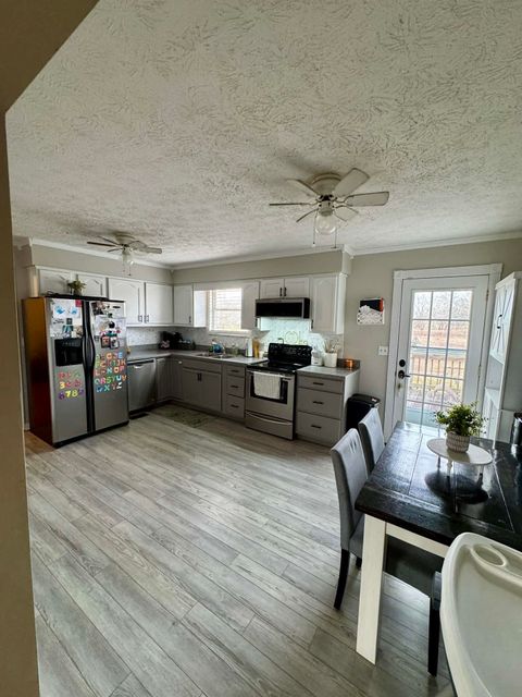 Tiny photo for 817 Cherrywood Lane, Grayson, KY 41143 (MLS # 60070)