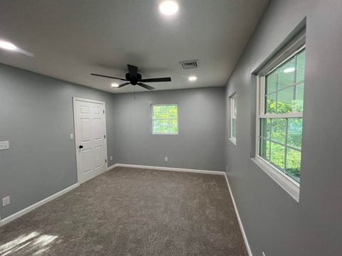 Tiny photo for 2620 Piqua St, Ashland, KY 41102 (MLS # 59571)