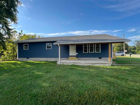 Tiny photo for 2620 Piqua St, Ashland, KY 41102 (MLS # 59571)
