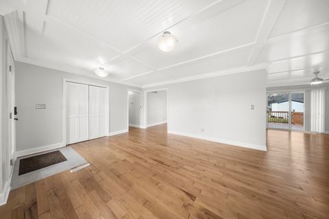 Tiny photo for 1609 Gainesway Drive, Worthington, KY 41183 (MLS # 60211)