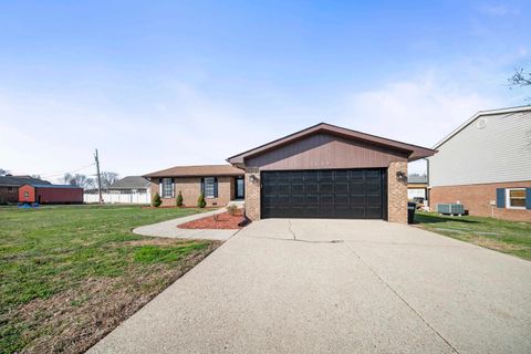 Tiny photo for 1609 Gainesway Drive, Worthington, KY 41183 (MLS # 60211)