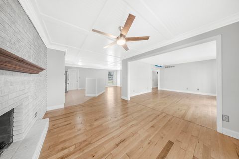 Tiny photo for 1609 Gainesway Drive, Worthington, KY 41183 (MLS # 60211)