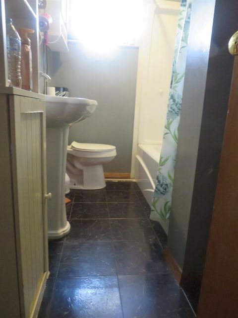 Tiny photo for 1006 Raceland Avenue, Russell, KY 41169 (MLS # 59578)