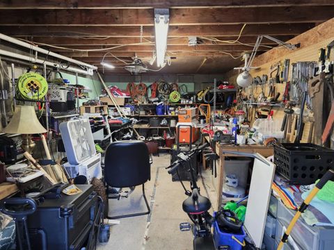 Tiny photo for 1914 Washington Street, Flatwoods, KY 41139 (MLS # 60212)