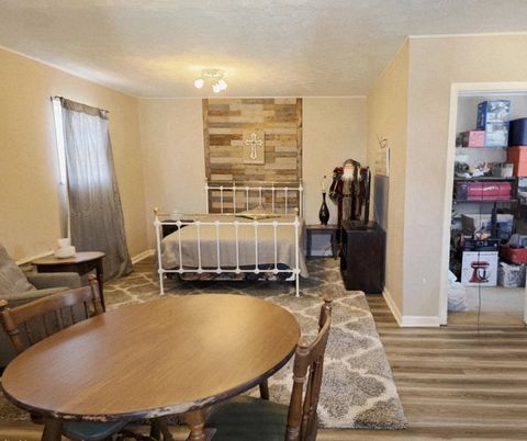 Tiny photo for 1914 Washington Street, Flatwoods, KY 41139 (MLS # 60212)