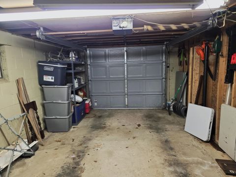 Tiny photo for 1914 Washington Street, Flatwoods, KY 41139 (MLS # 60212)