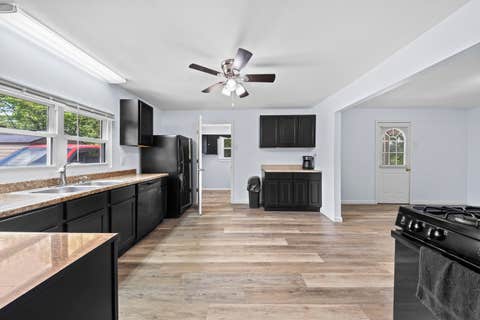 Tiny photo for 904 Horn Street, Ashland, KY 41102 (MLS # 60964)