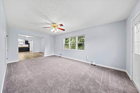 Tiny photo for 904 Horn Street, Ashland, KY 41102 (MLS # 60964)