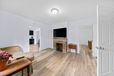 Tiny photo for 904 Horn Street, Ashland, KY 41102 (MLS # 60964)
