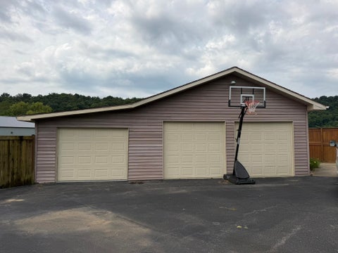 Tiny photo for 1832 Jr Furnace Powellsville Road, Franklin Furnace, OH 45629 (MLS # 61110)