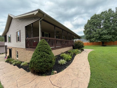 Tiny photo for 1832 Jr Furnace Powellsville Road, Franklin Furnace, OH 45629 (MLS # 61110)