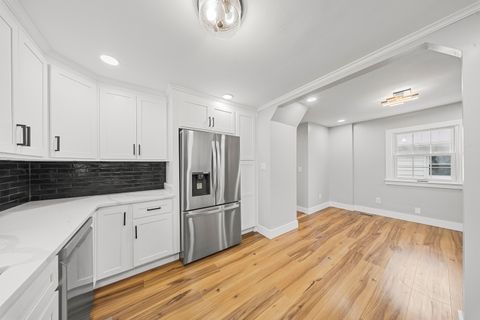 Tiny photo for 3842 Cactus Street St, Ashland, KY 41101 (MLS # 60044)