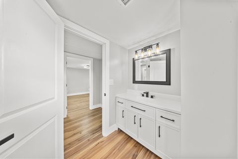 Tiny photo for 3842 Cactus Street St, Ashland, KY 41101 (MLS # 60044)