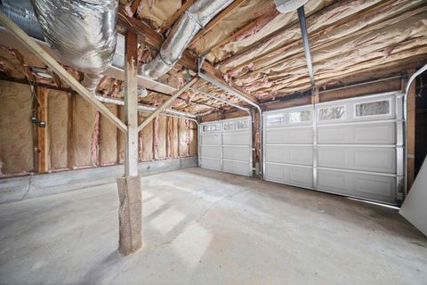 Tiny photo for 2731 Blackburn Avenue, Ashland, KY 41101 (MLS # 60246)