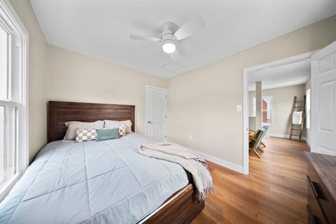 Tiny photo for 2731 Blackburn Avenue, Ashland, KY 41101 (MLS # 60246)