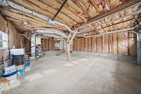 Tiny photo for 2731 Blackburn Avenue, Ashland, KY 41101 (MLS # 60246)