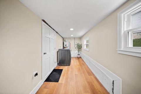 Tiny photo for 2731 Blackburn Avenue, Ashland, KY 41101 (MLS # 60246)