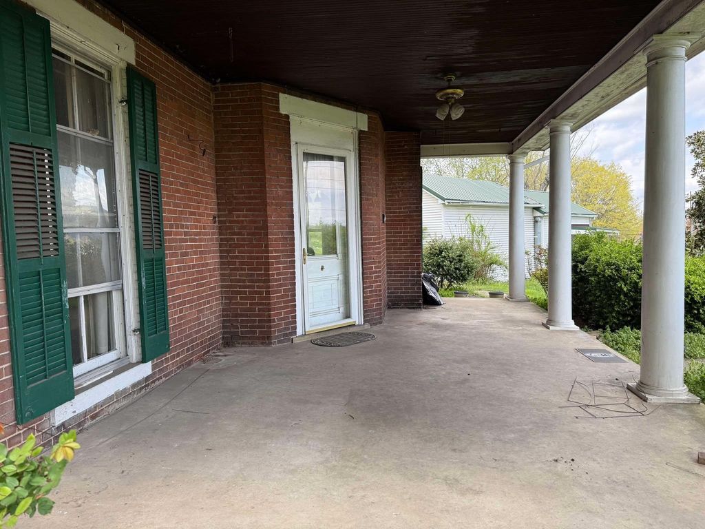 Photo of 2800 Walnut Street, Catlettsburg, KY 41129 (MLS # 58578)