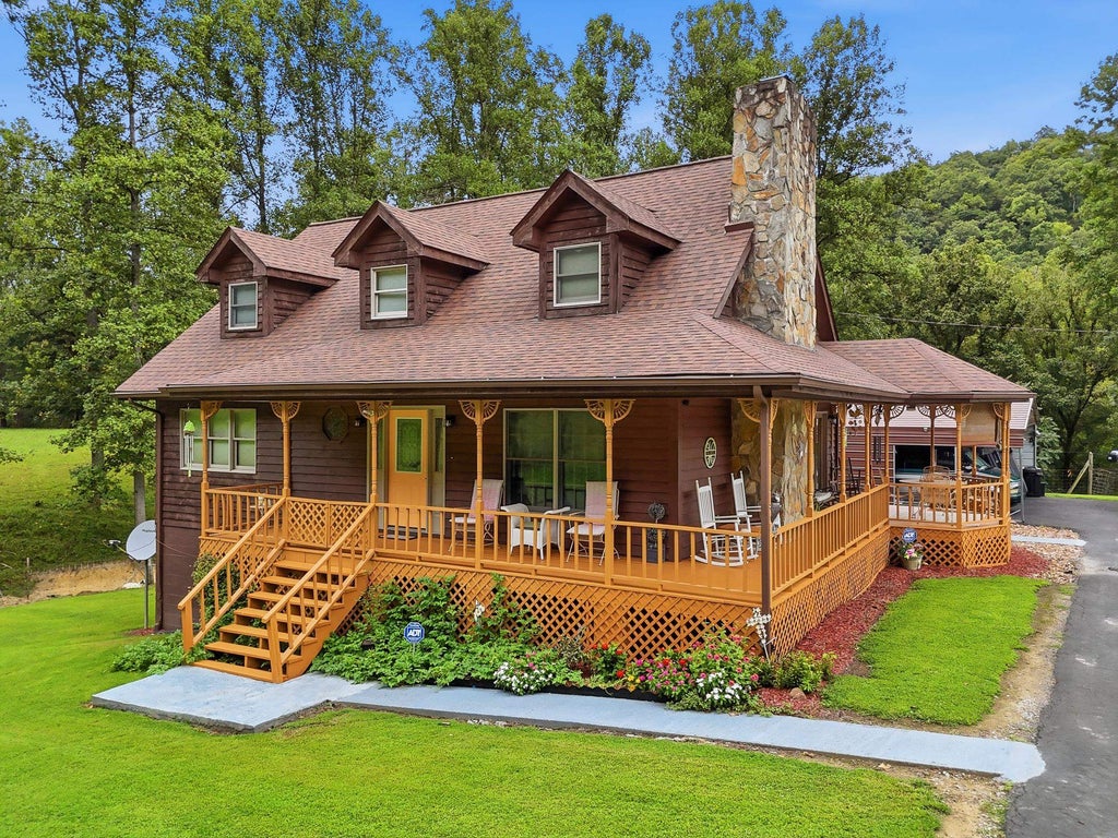 Photo of 10065 Yellow Creek Road CRK, Louisa, KY 41230 (MLS # 61200)