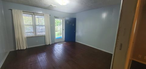 Tiny photo for 2410 Boone Street St, Ashland, KY 41101 (MLS # 59603)