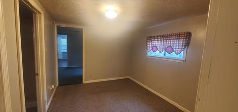 Tiny photo for 2410 Boone Street St, Ashland, KY 41101 (MLS # 59603)