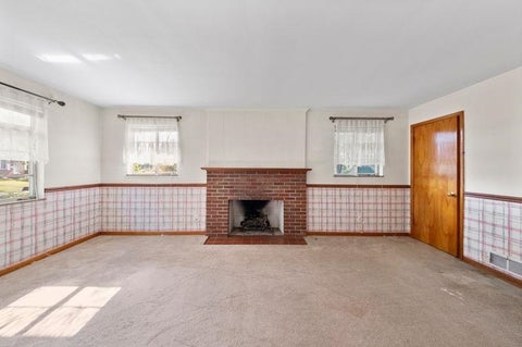 Tiny photo for 2521 Algonquin Avenue AVE, Ashland, KY 41101 (MLS # 61228)